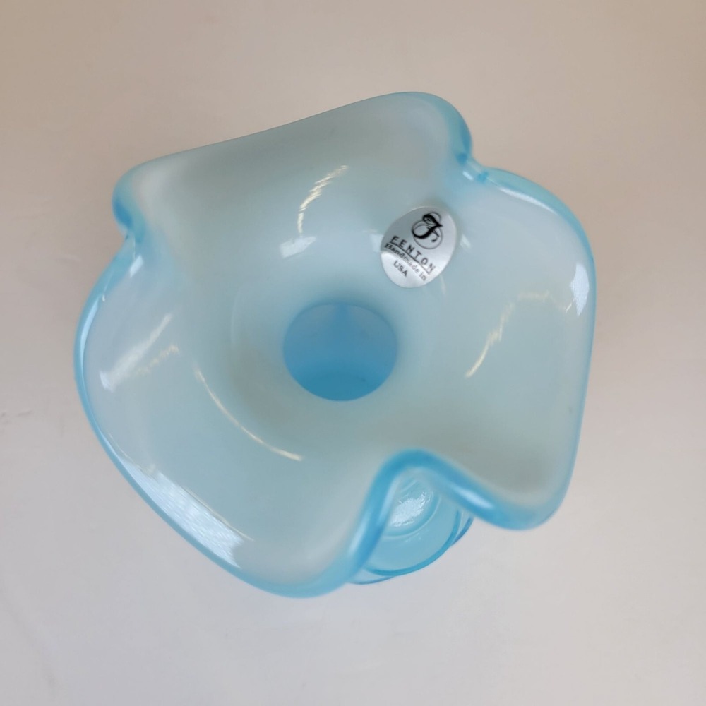 Vintage Vase MCM Fenton Art Handcrafted Glass Blue Topaz Drapery Bud 6" USA - Picture 5 of 8